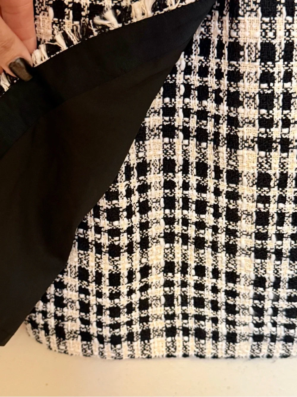 Ann Taylor Black & White Tweed Sheath Dress Fringe Trim Size 8